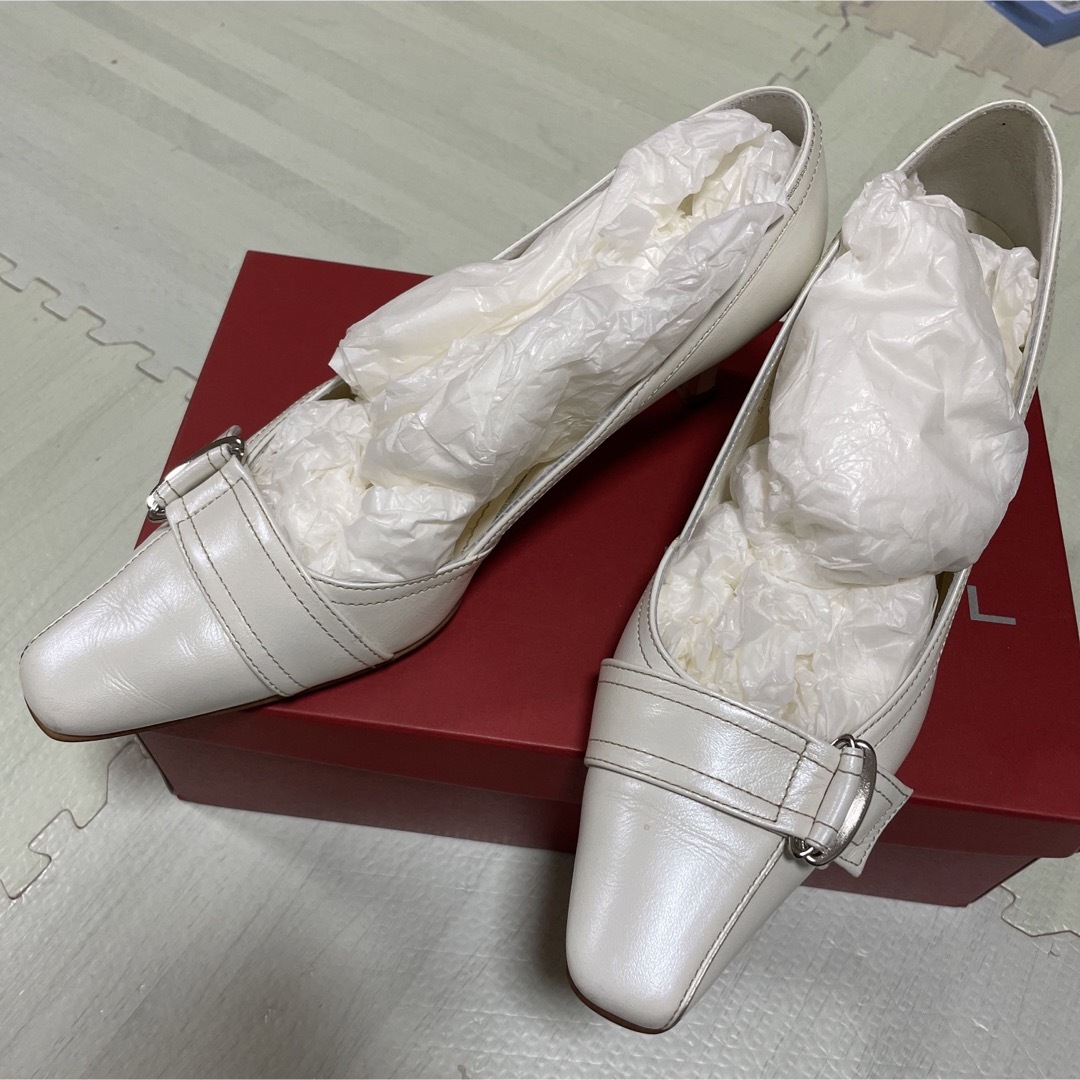 美品 リーガル レディース ハイヒール パンプス ベルト エナメル 23.5