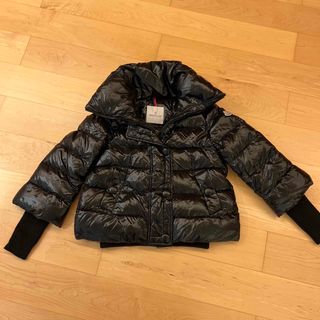 モンクレール(MONCLER)のモンクレール　ダウン(ダウンジャケット)