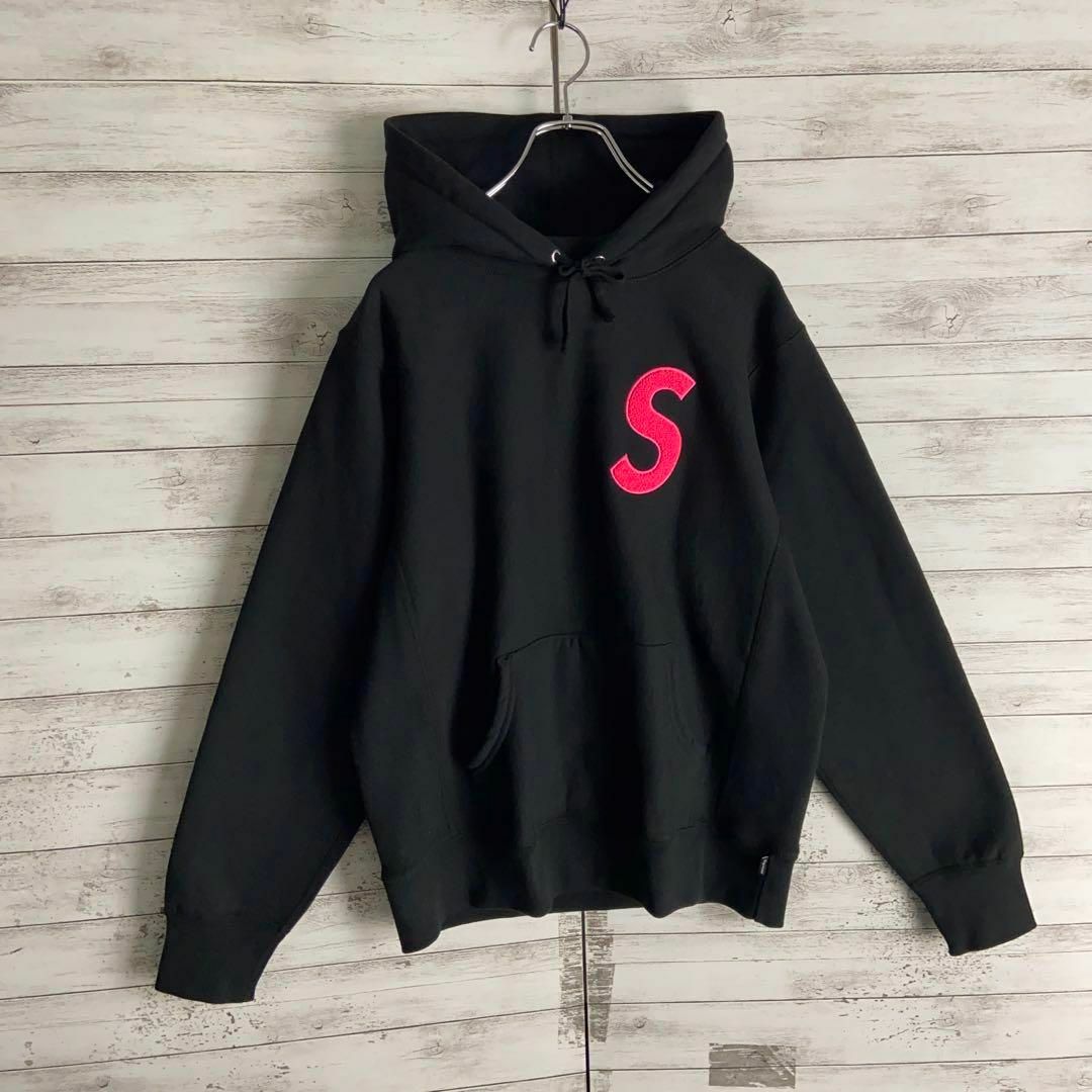 Supreme(シュプリーム)の8250【即完売モデル】シュプリーム☆パイル地ワンポイント定番カラーパーカー美品 メンズのトップス(パーカー)の商品写真