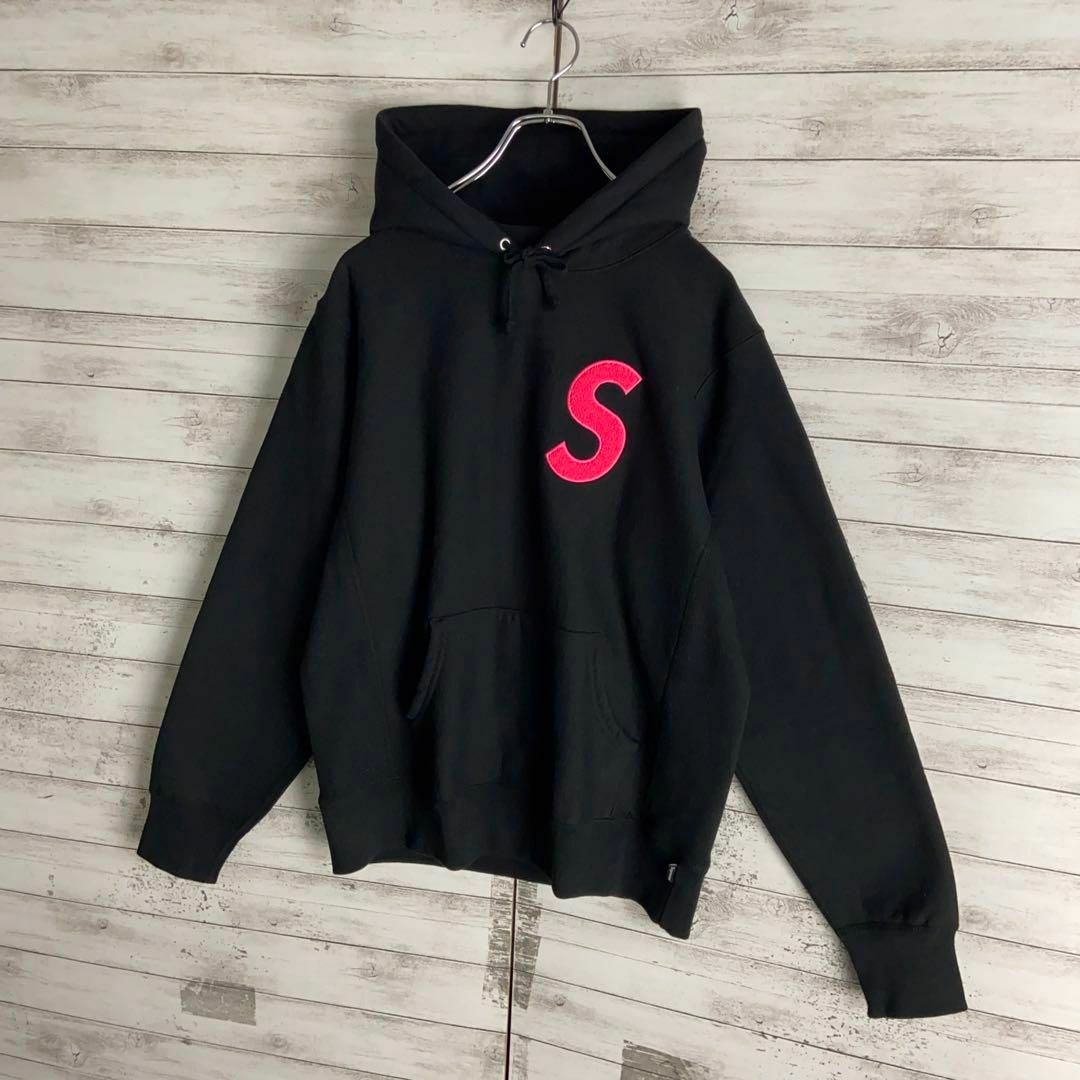 Supreme(シュプリーム)の8250【即完売モデル】シュプリーム☆パイル地ワンポイント定番カラーパーカー美品 メンズのトップス(パーカー)の商品写真