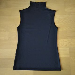 ユニクロ(UNIQLO)のUNIQLO エアリズムUVカットハイネックT ノースリーブ M 黒(Tシャツ(半袖/袖なし))