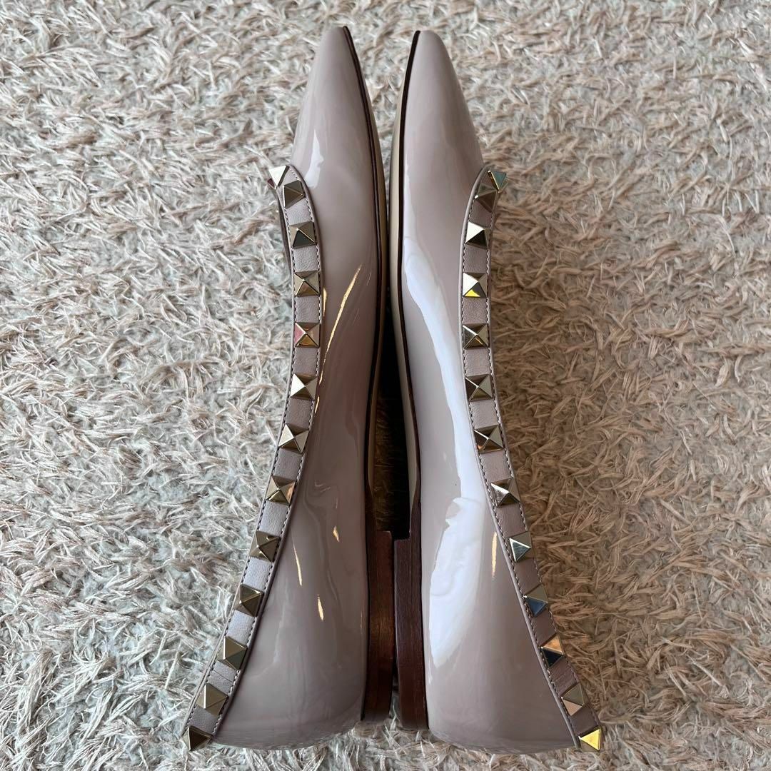未使用】VALENTINO フラットシューズ エナメル ベージュ 35.5-
