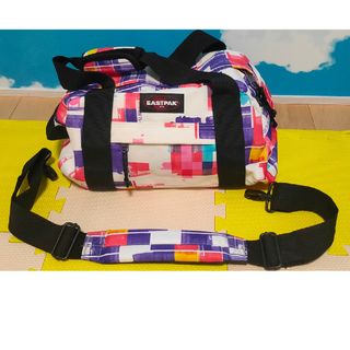 イーストパック(EASTPAK)のイーストパックのボストンバッグ(ボストンバッグ)