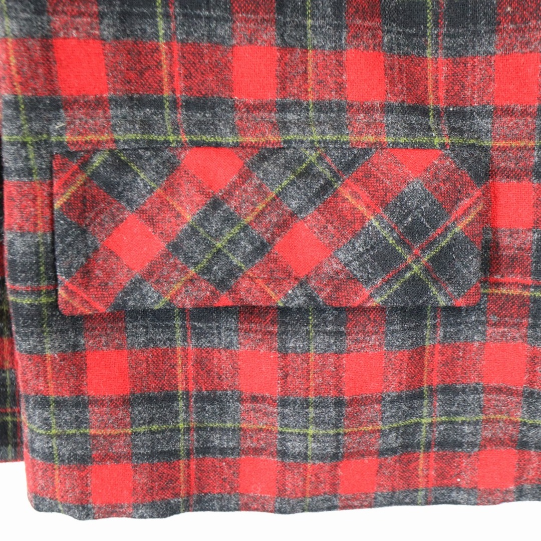 PENDLETON(ペンドルトン)の50年代 PENDLETON ペンドルトン 長袖シャツ 開襟 ウール100% チェック柄 レッド (レディース M相当) 中古 古着 O4468 レディースのトップス(シャツ/ブラウス(長袖/七分))の商品写真