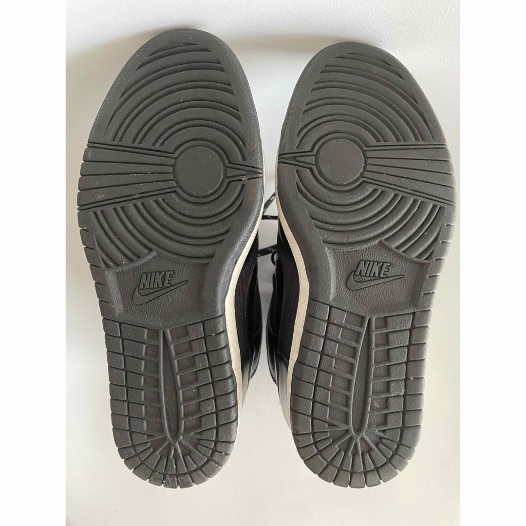 NIKE(ナイキ)のレザー ナイキ スニーカー ダンクハイ 23.5cm 黒 エアー ハイカット レディースの靴/シューズ(スニーカー)の商品写真
