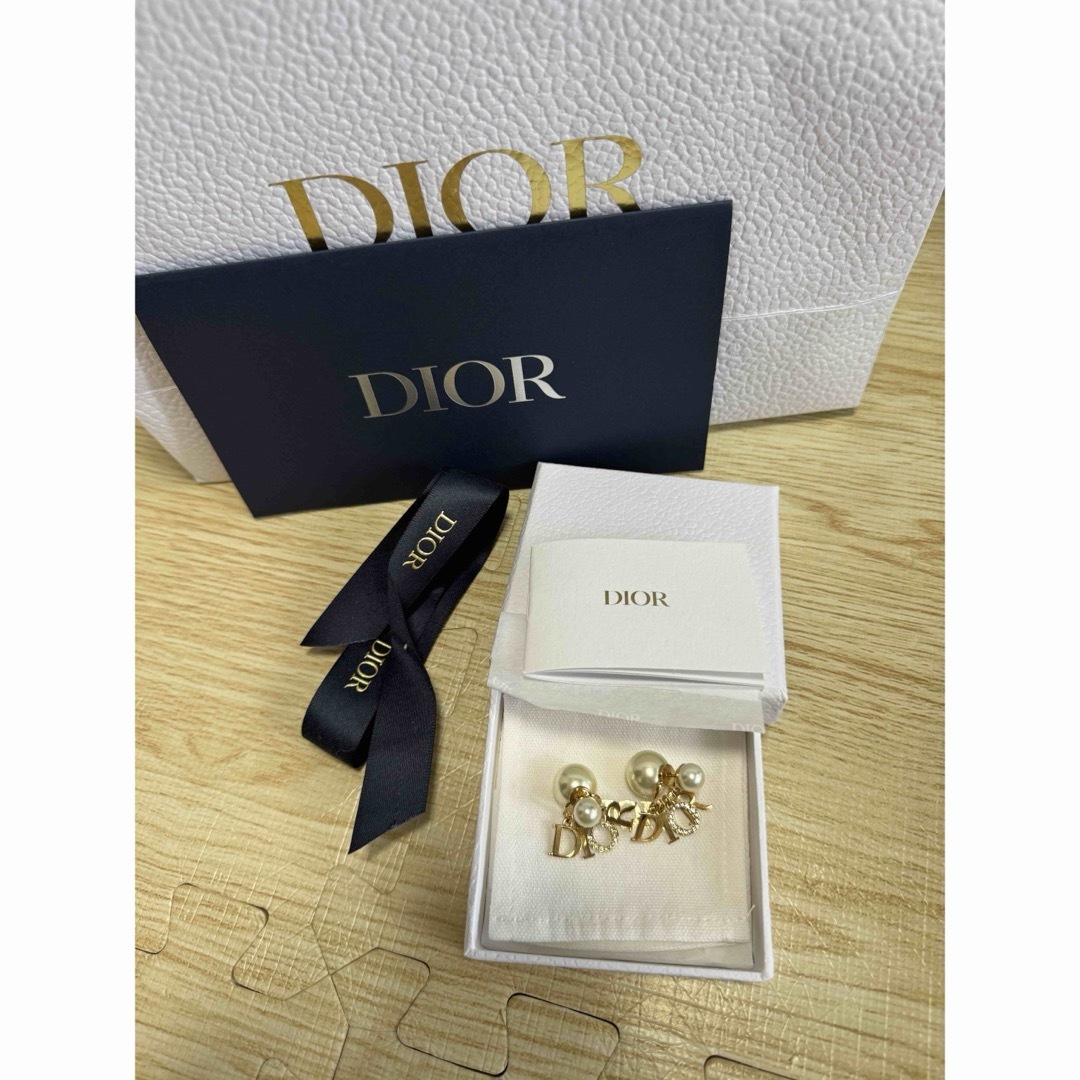 DIOR TRIBALES ピアス