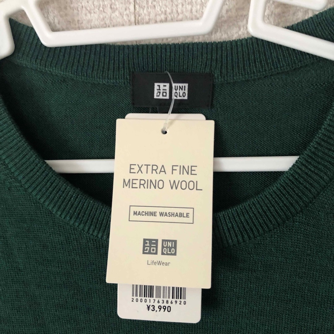 UNIQLO(ユニクロ)のUNIQLOタグ付き未使用クルーネックセーターダークグリーンXLウール100% メンズのトップス(ニット/セーター)の商品写真