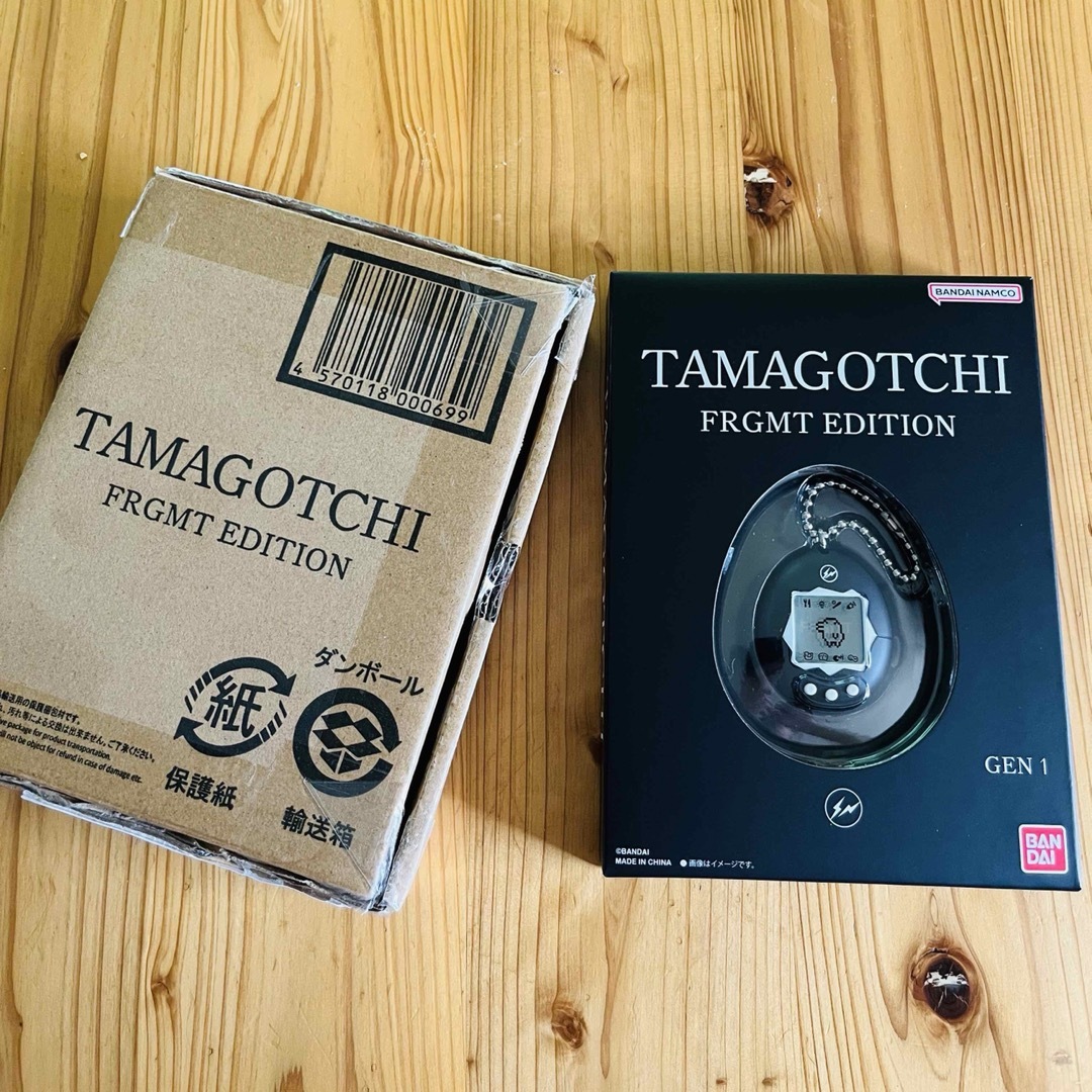 Tamagotchi FRGMT EDITION たまごっち　フラグメント