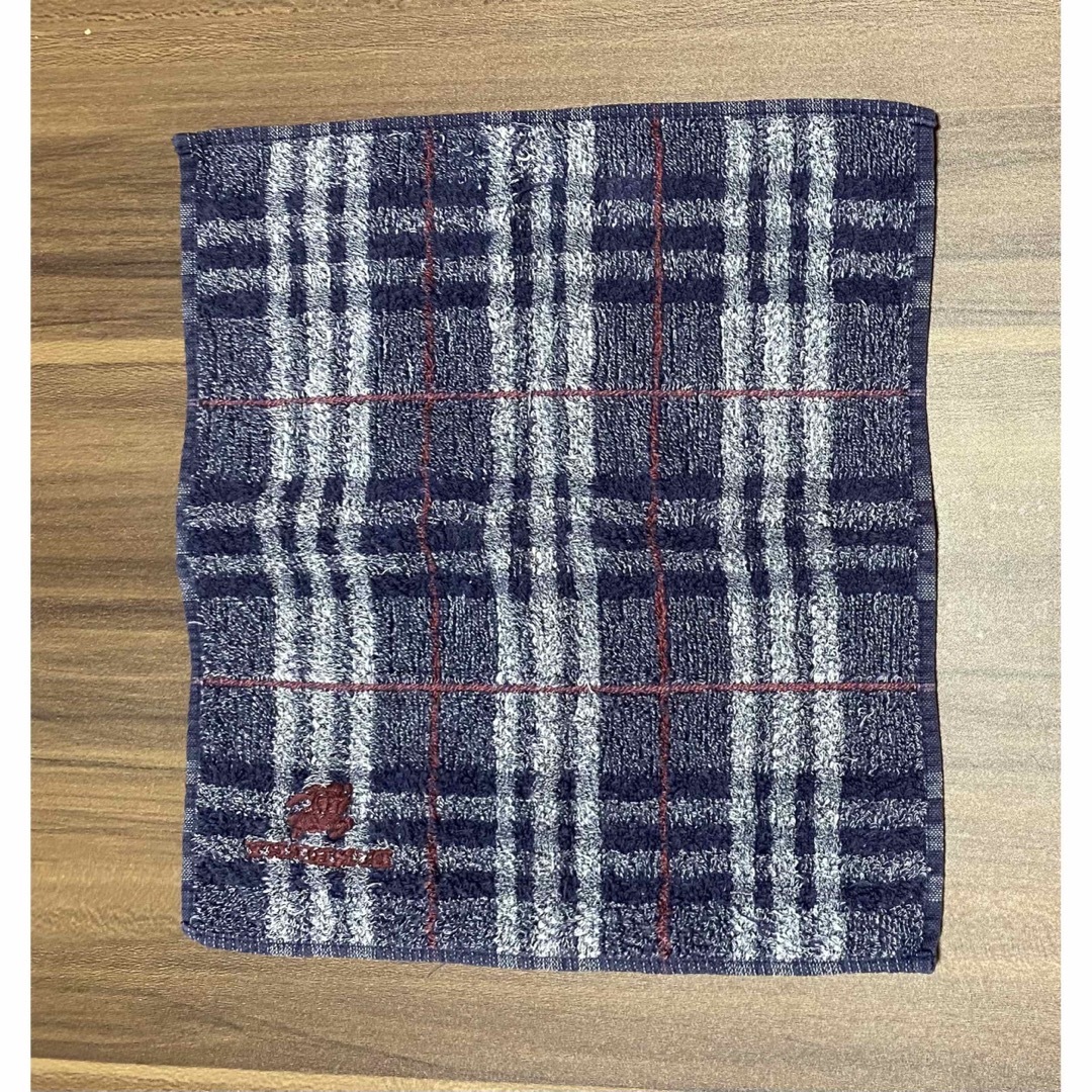 BURBERRY(バーバリー)のバーバリー　タオルハンカチ　中古品 メンズのファッション小物(ハンカチ/ポケットチーフ)の商品写真