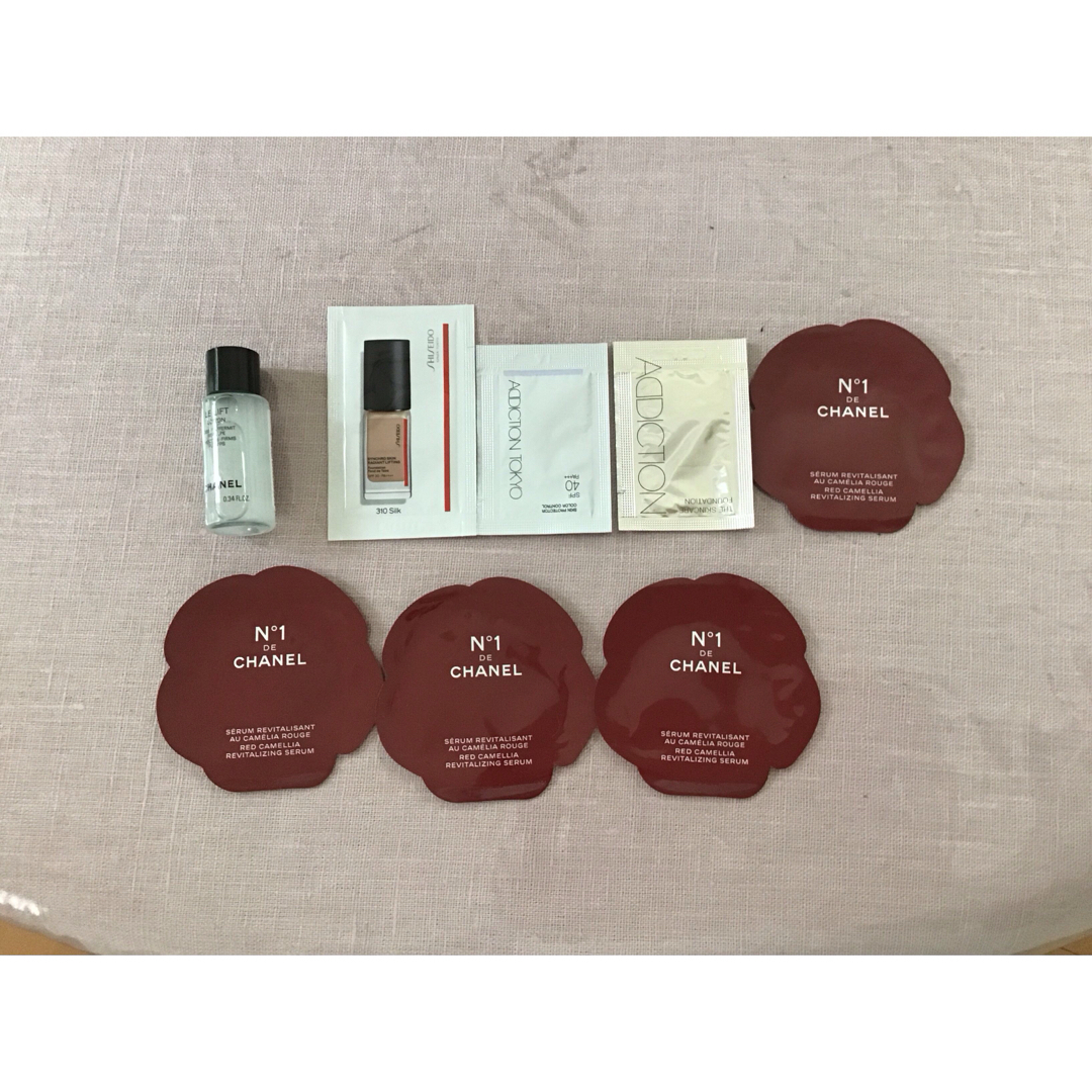 CHANEL(シャネル)の試供品セット(CHANEL アディクション 資生堂)) コスメ/美容のキット/セット(サンプル/トライアルキット)の商品写真