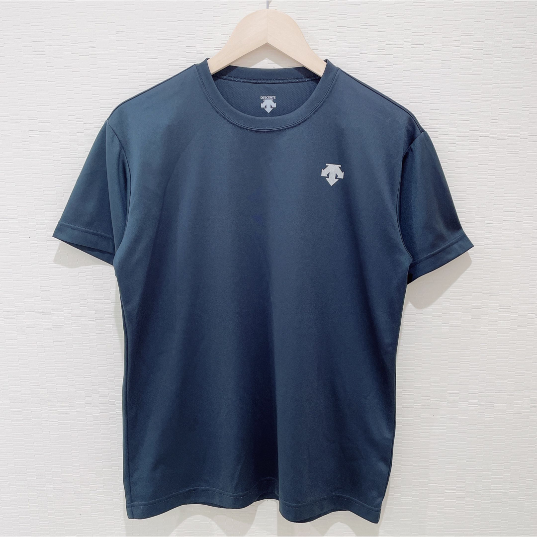 DESCENTE(デサント)の【DESCENTE】半袖 Tシャツ ワンポイント 速乾 メッシュ素材 スポーツ メンズのトップス(Tシャツ/カットソー(半袖/袖なし))の商品写真