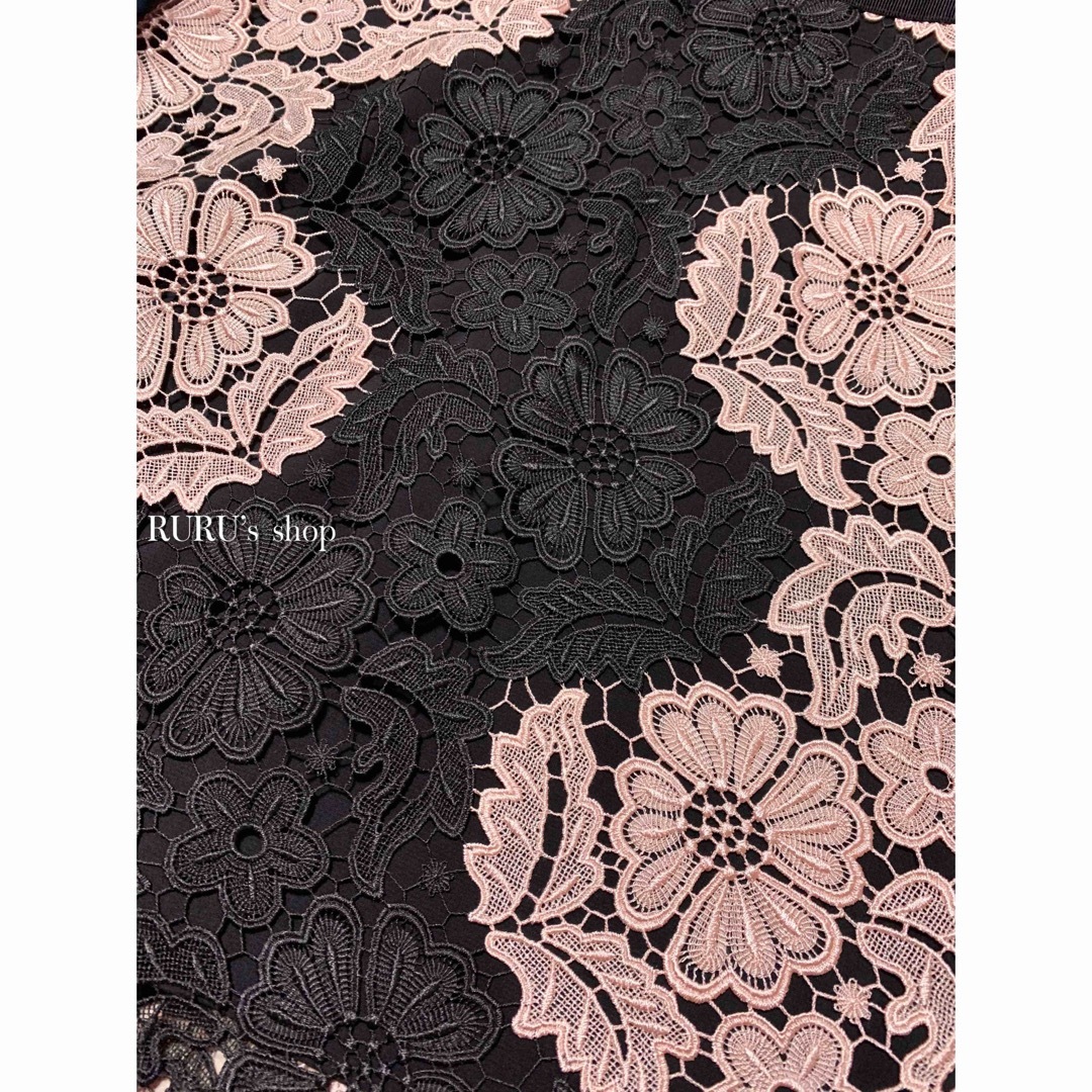 Alice+Olivia - 新品 alice+olivia 2トーン Vネック 刺繍レース