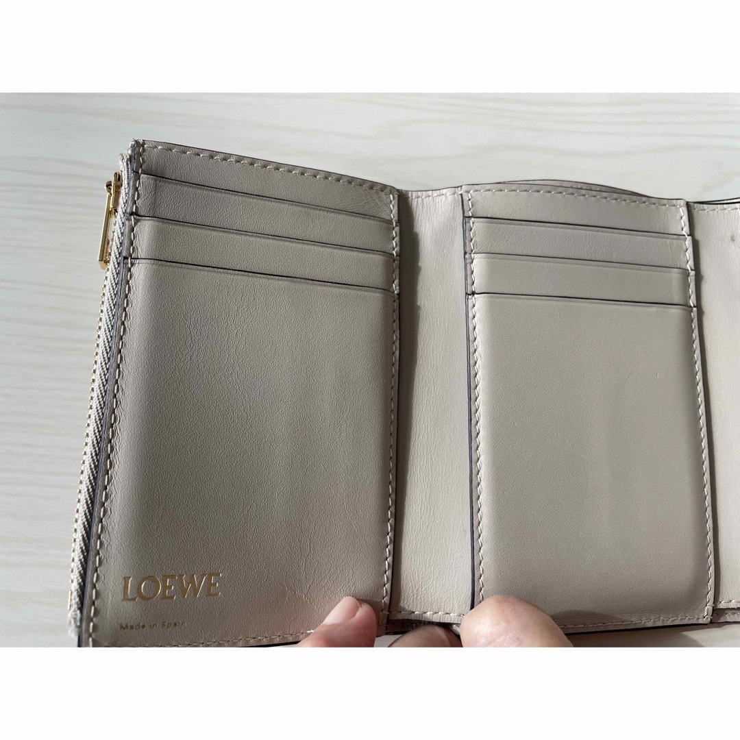 LOEWE(ロエベ)のロエベ 財布 レディースのファッション小物(財布)の商品写真