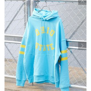 チャオパニックティピー(CIAOPANIC TYPY)の【GEM SPORTSWEAR】袖ラインロゴプリントスウェットフーディ(パーカー)