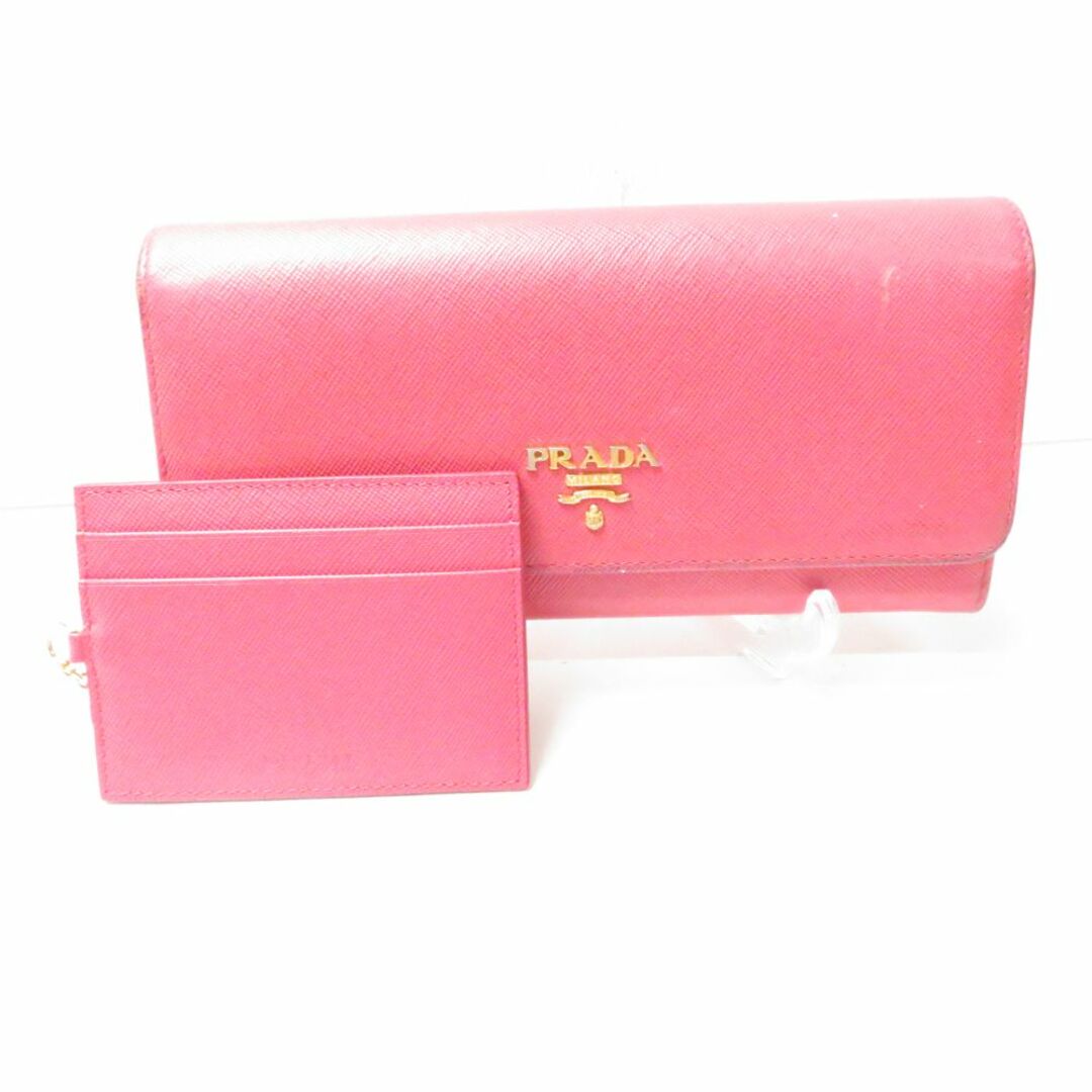 PRADA 長財布ピンク