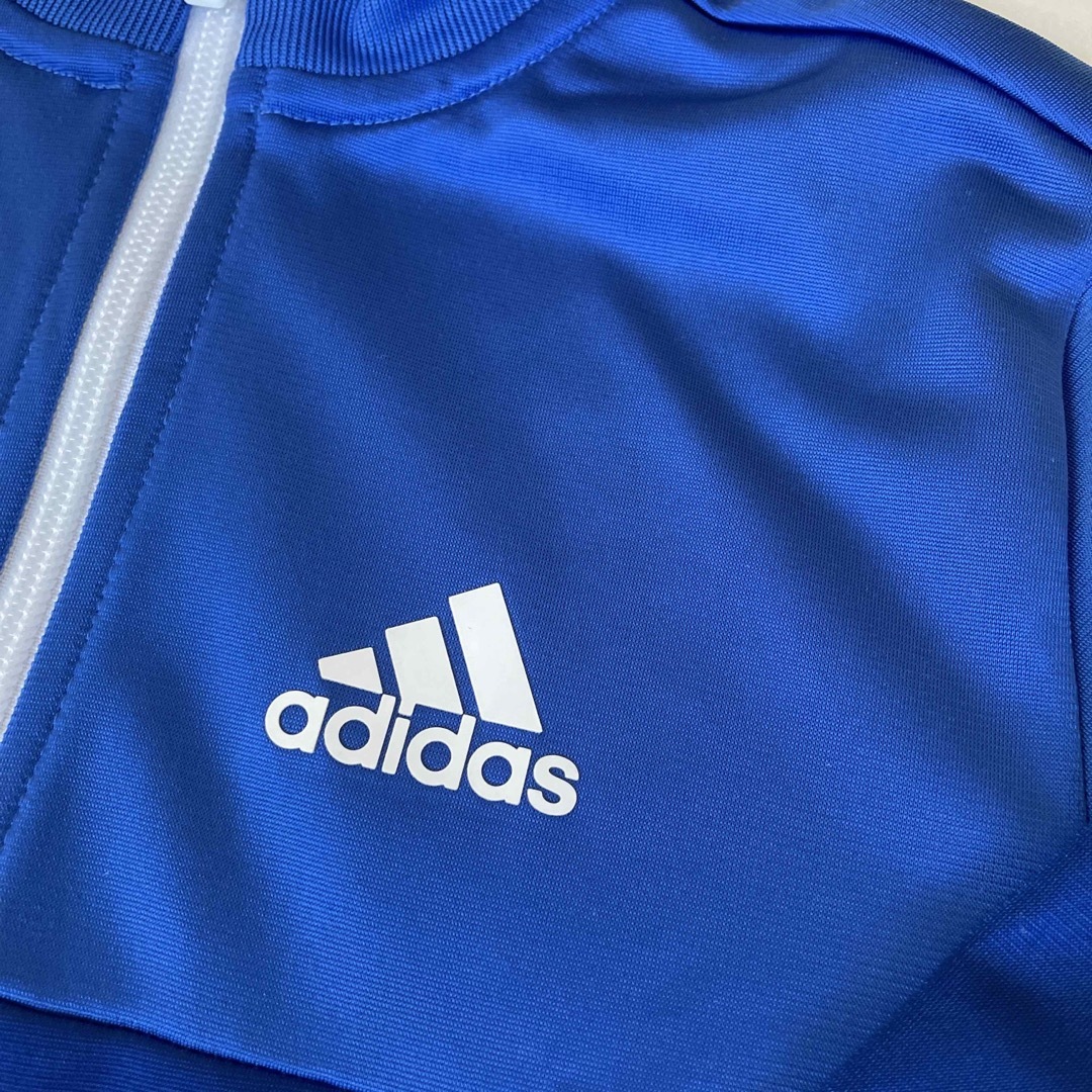 adidas(アディダス)のみかん3407様専用　adidas ジャージ上着　120  レッド&ブルーセット キッズ/ベビー/マタニティのキッズ服男の子用(90cm~)(ジャケット/上着)の商品写真