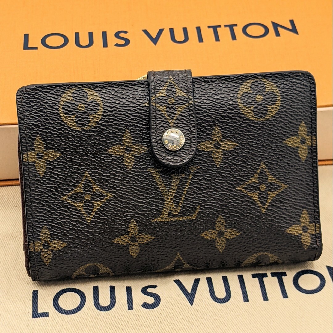 ベタつき感は無いと思いますLOUIS VUITTON ダミエ　がま口　折り財布