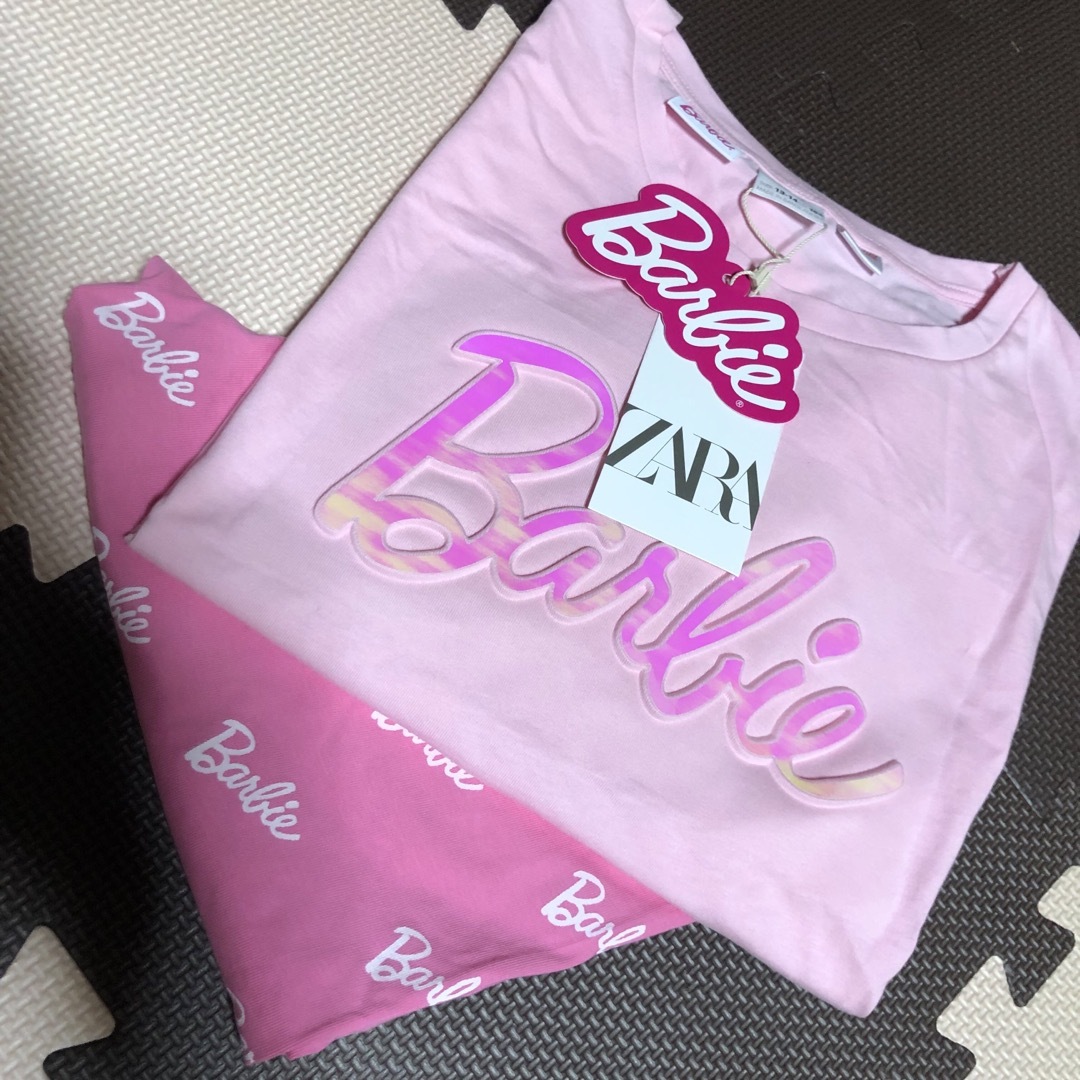 ZARA(ザラ)のBarbie Tシャツ　レギンス レディースのトップス(Tシャツ(半袖/袖なし))の商品写真