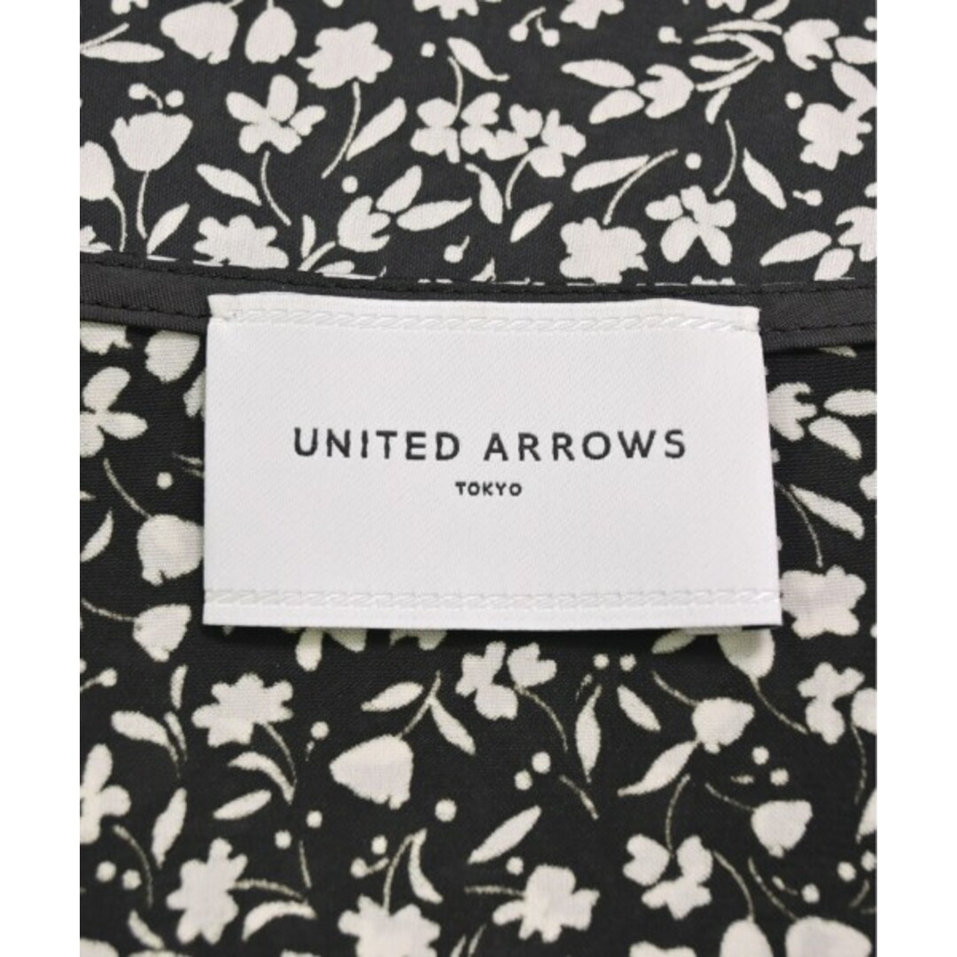 UNITED ARROWS(ユナイテッドアローズ)のUNITED ARROWS ブラウス -(XL位) 黒x白(花柄) 【古着】【中古】 レディースのトップス(シャツ/ブラウス(長袖/七分))の商品写真