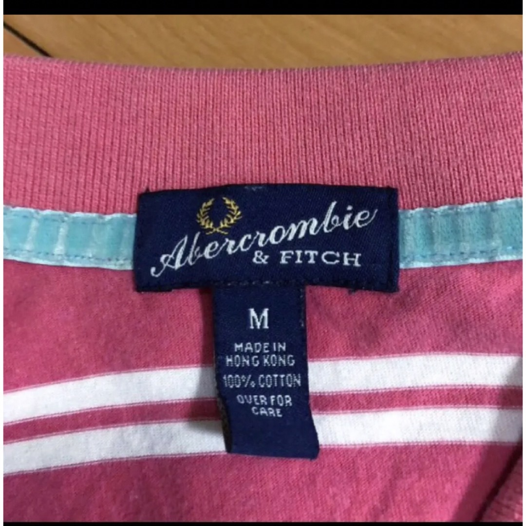 Abercrombie&Fitch(アバクロンビーアンドフィッチ)のアバクロボーダーピンクコットンポロ レディースのトップス(シャツ/ブラウス(長袖/七分))の商品写真