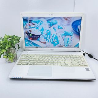 『訳アリ』【Win11】【美品】✨白・薄型✨設定済PC✨富士通【Ph28】