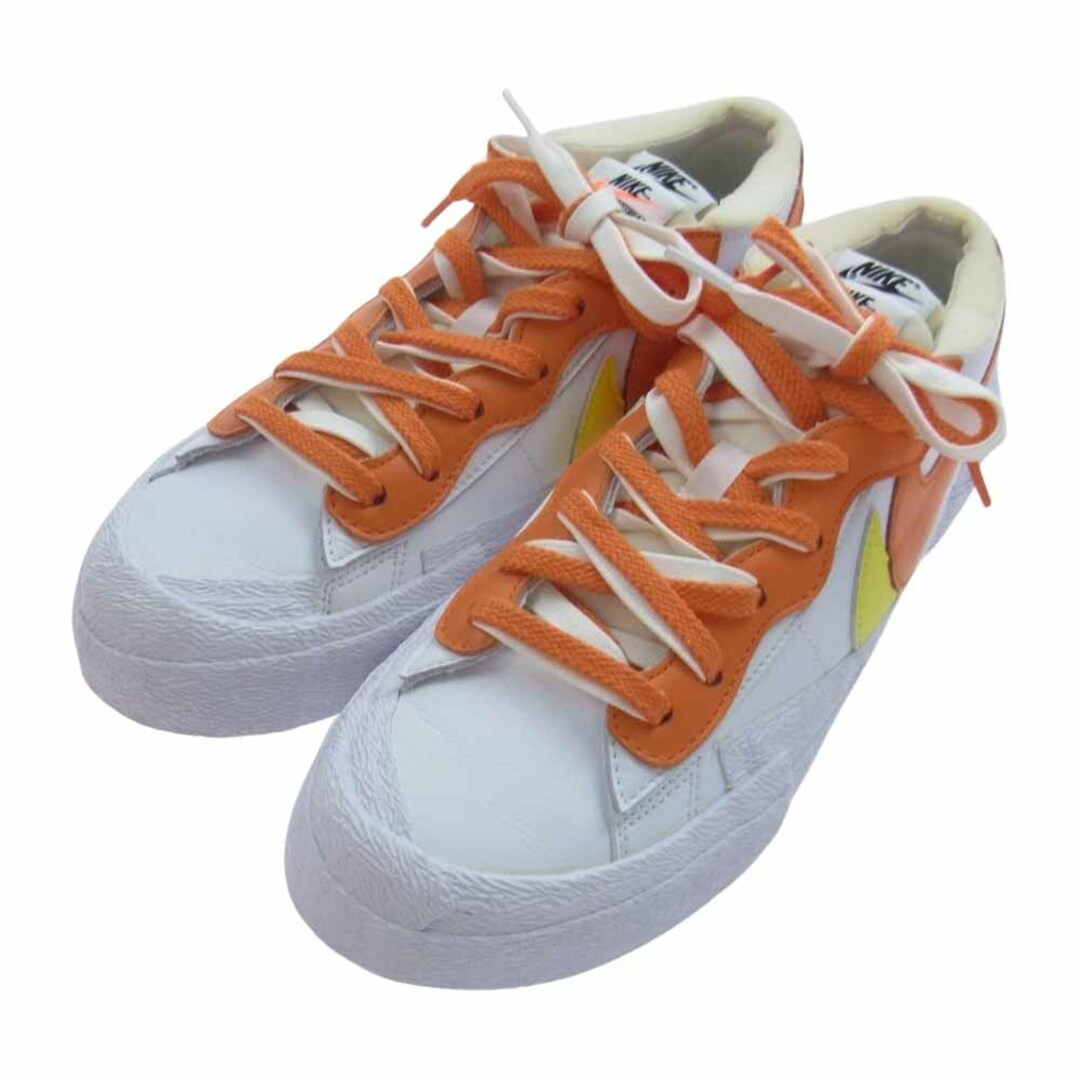 NIKE(ナイキ)のNIKE ナイキ スニーカー DD1877-100 × SACAI サカイ BLAZER LOW MAGMA ORANGE ブレーザー ロー マグマ オレンジ スニーカー ホワイト系 27.5cm【中古】 メンズの靴/シューズ(スニーカー)の商品写真