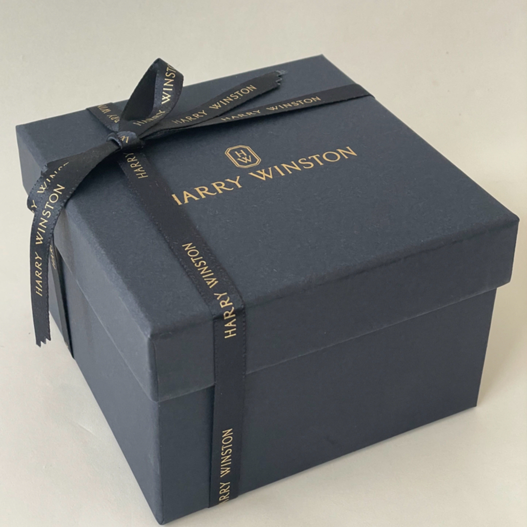 HARRY WINSTON(ハリーウィンストン)のハリーウインストン　ノベルティ　キャンドル コスメ/美容のリラクゼーション(キャンドル)の商品写真