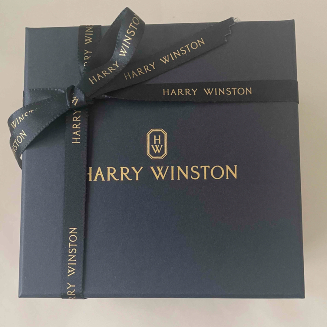 HARRY WINSTON(ハリーウィンストン)のハリーウインストン　ノベルティ　キャンドル コスメ/美容のリラクゼーション(キャンドル)の商品写真