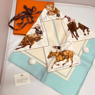 ❤️HERMES❤️エルメス カレ90 スカーフ 世界の指輪 ベージュ系