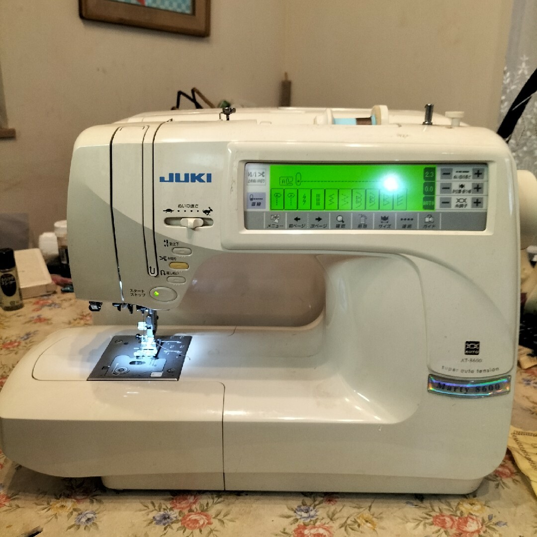 JUKI実用縫いコンピューターミシン AT-8600-