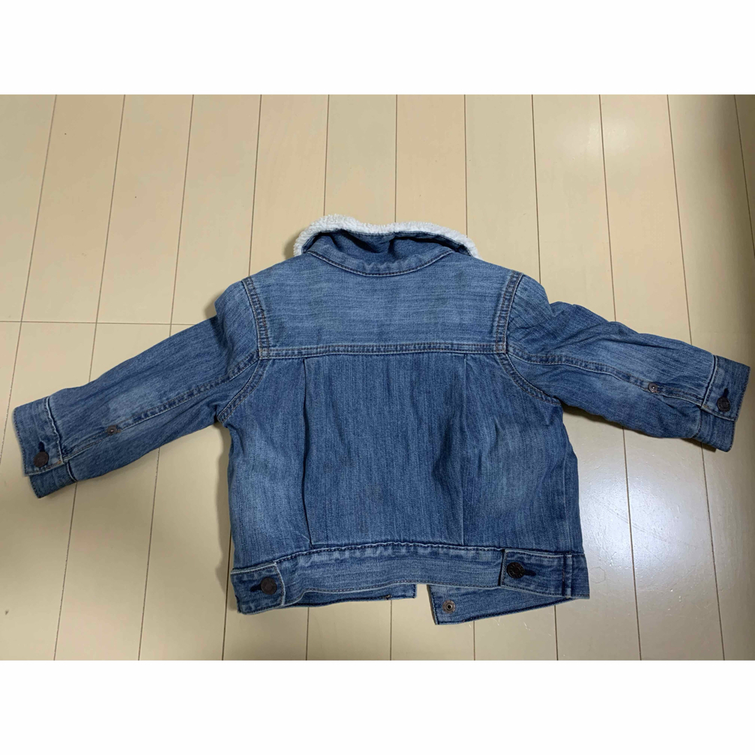 GAP Kids(ギャップキッズ)のGAP ボア デニム ジャケット アウター 90cm キッズ/ベビー/マタニティのキッズ服男の子用(90cm~)(ジャケット/上着)の商品写真