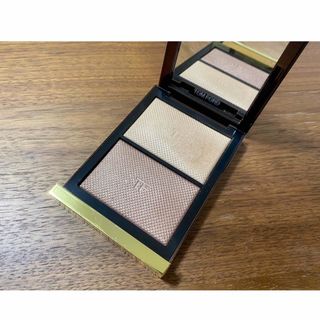 トムフォードビューティ(TOM FORD BEAUTY)のTOM FORD BEAUTY シェイドアンドイルミネイトハイライティングデュオ(フェイスカラー)