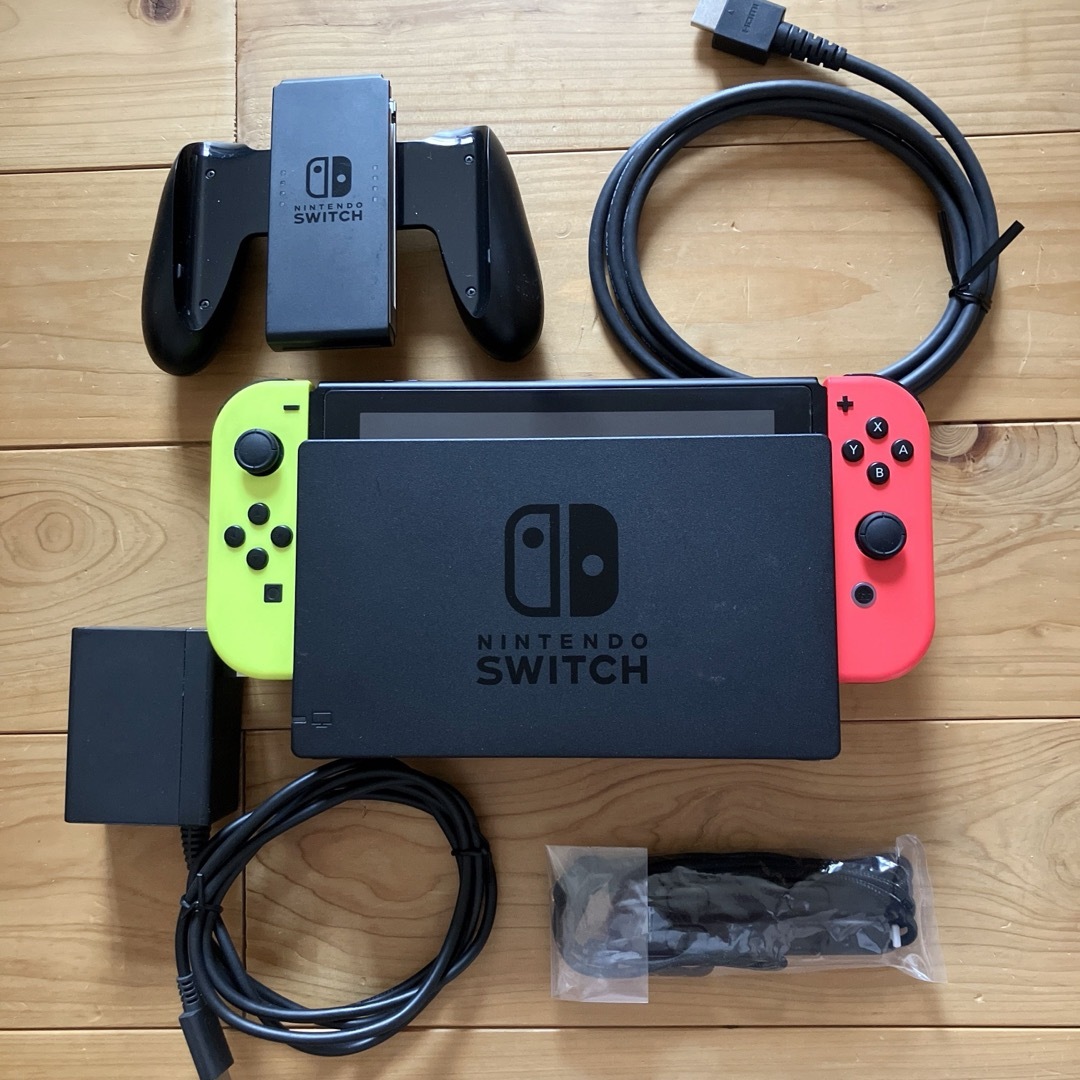 Nintendo Switch バッテリー強化モデル 2021年製 任天堂 - 家庭用