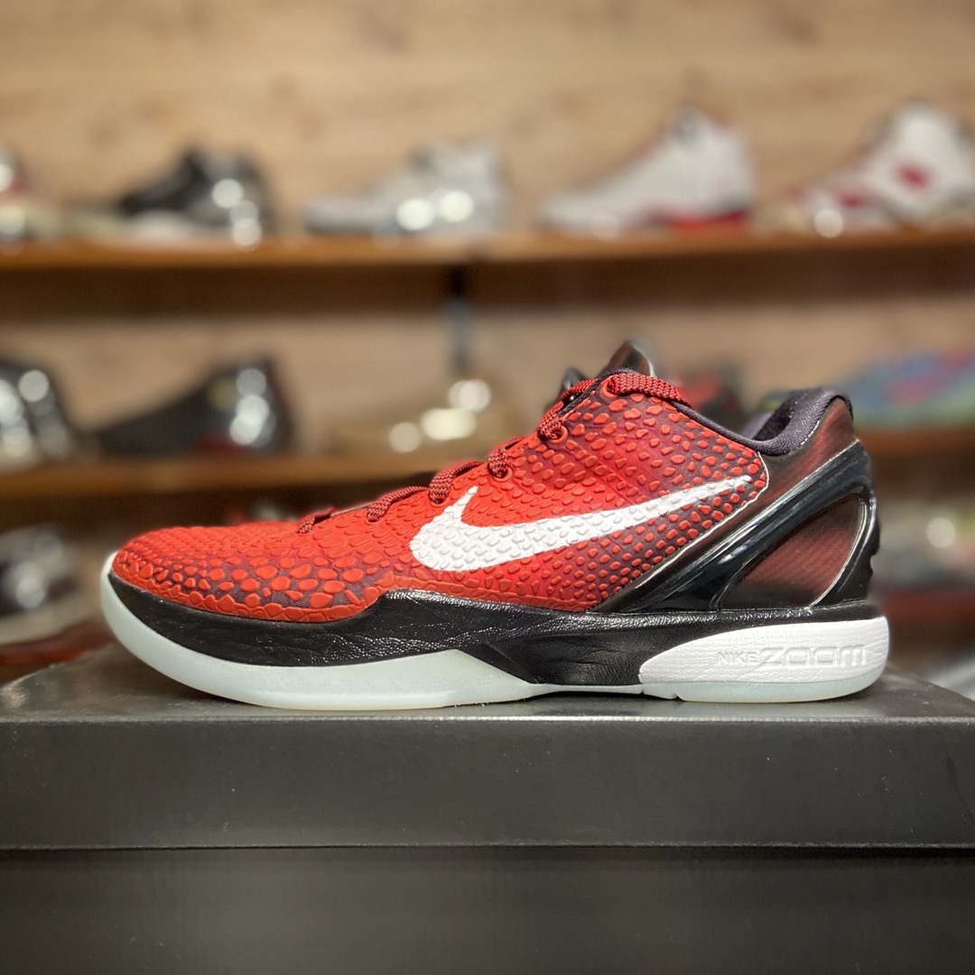 売れました　KOBE6 コービー6 メンズの靴/シューズ(スニーカー)の商品写真