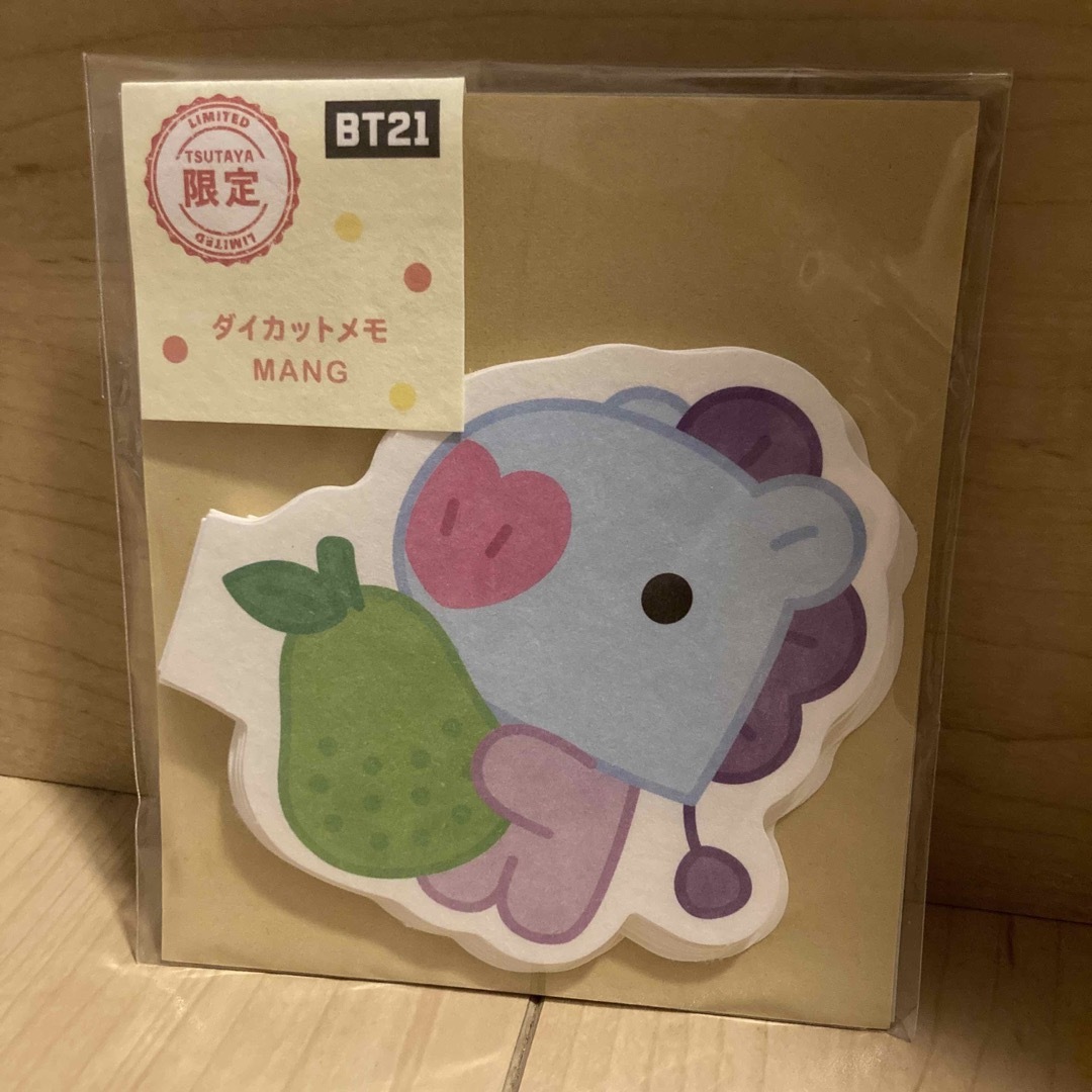 BT21(ビーティーイシビル)のBT21 見開きダイカットメモ（MANG） インテリア/住まい/日用品の文房具(ノート/メモ帳/ふせん)の商品写真