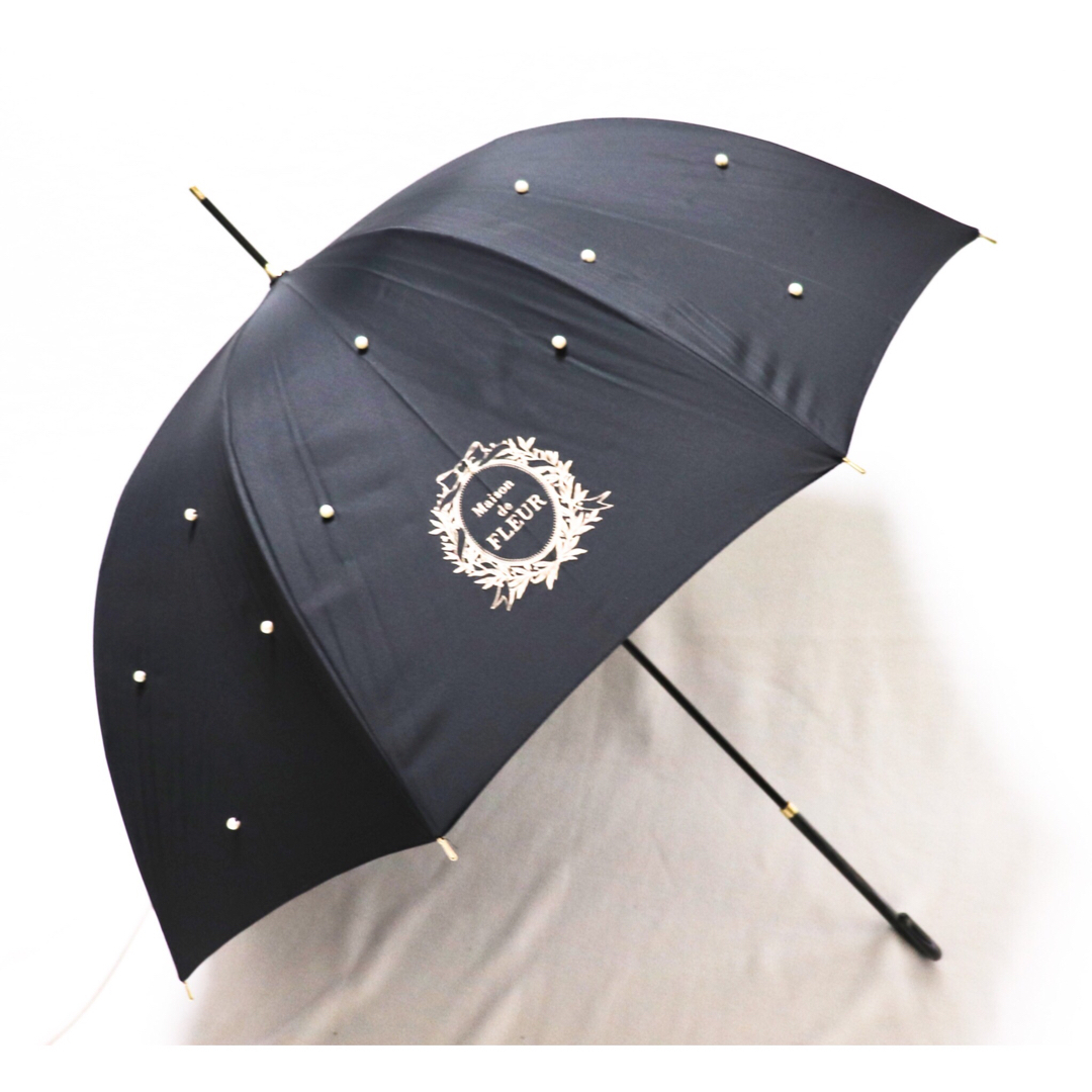 Maison de FLEUR(メゾンドフルール)の《メゾン ド フルール》新品 パール付き おしゃれ可愛いドーム型長傘 雨傘 レディースのファッション小物(傘)の商品写真