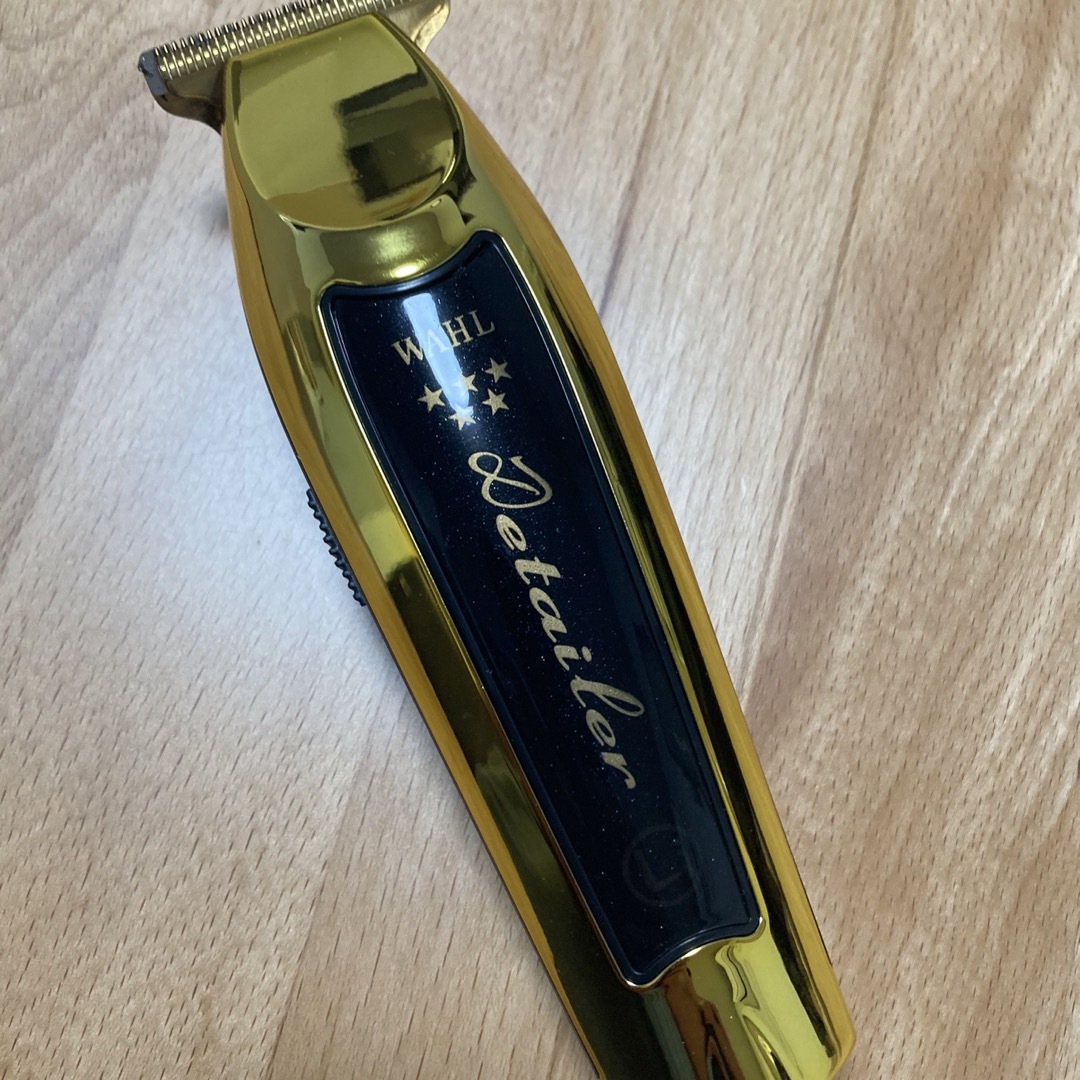 WAHL Cordless Detailer Li ゴールドコードレスバリカン 1