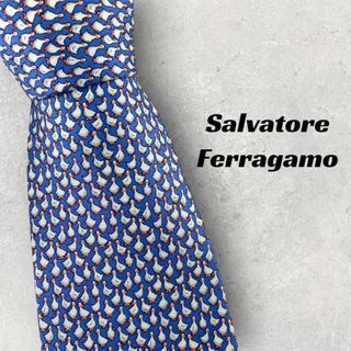 サルヴァトーレフェラガモ(Salvatore Ferragamo)の【5146】未使用に近い！フェラガモ　ネクタイ　ブルー系　アヒル柄(ネクタイ)