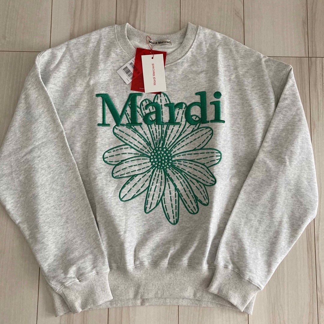 Mardi Mercredi マルディメクルディ刺繍スウェット - トップス Mardi Mercredi マルディメクルディ刺繍スウェット - トップス