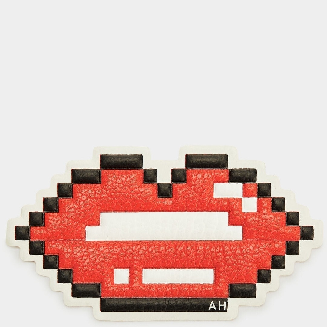 ANYA HINDMARCH(アニヤハインドマーチ)のアニヤハインドマーチ ステッカー Lip レディースのファッション小物(パスケース/IDカードホルダー)の商品写真