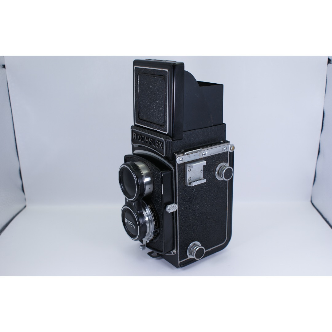 RICOH(リコー)のRICOHFLEX 二眼レフカメラ 年代物にしては綺麗/動作確認済み#364 スマホ/家電/カメラのカメラ(フィルムカメラ)の商品写真