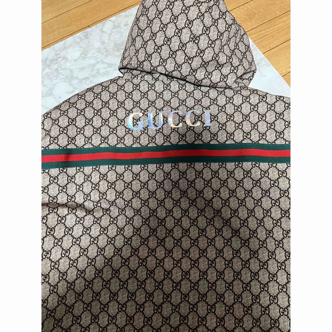 Gucci(グッチ)のGUCCI フード付きブルゾン　美品 レディースのジャケット/アウター(ブルゾン)の商品写真