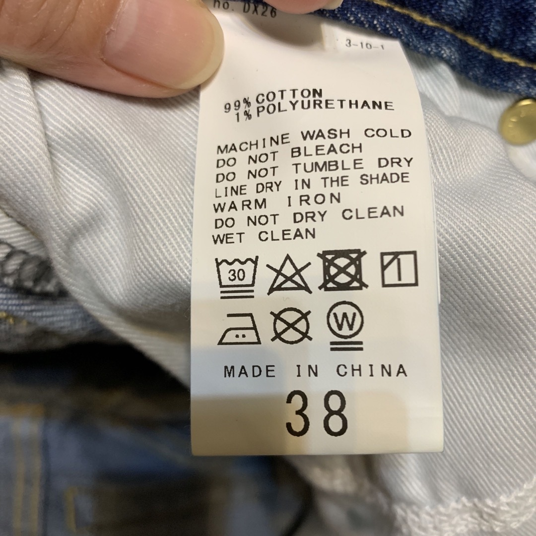 Spick & Span(スピックアンドスパン)の5 1/2 LOOSE-STRAIGHT DENIM ブルー　38 レディースのパンツ(デニム/ジーンズ)の商品写真