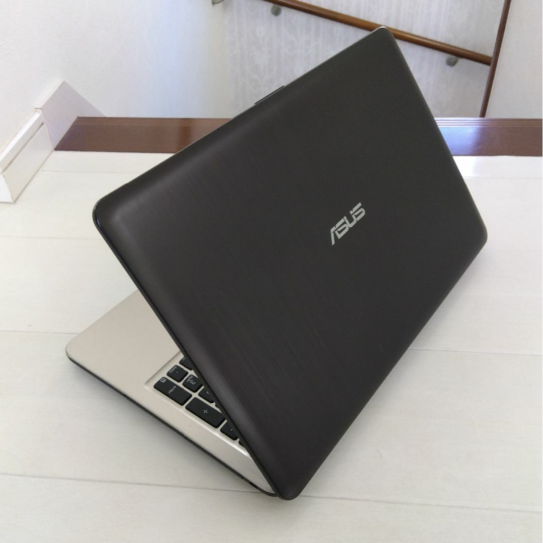 ASUS - 新品高速SSD搭載✨ゴールド+黒✨ASUSノートパソコン✨オフィス