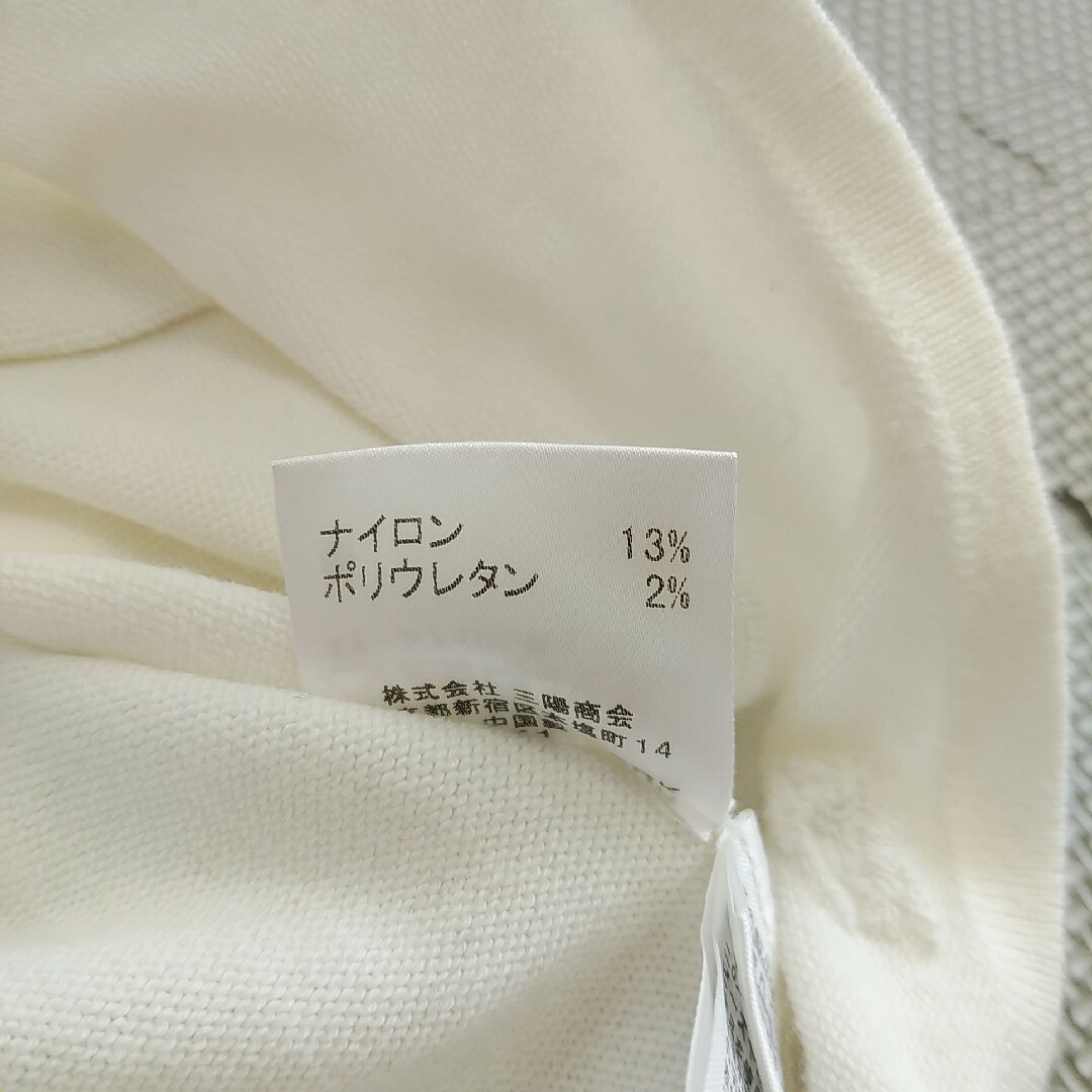 BURBERRY(バーバリー)のBURBERRY　キッズ半袖　ニット女の子白色120㎝ キッズ/ベビー/マタニティのキッズ服女の子用(90cm~)(Tシャツ/カットソー)の商品写真