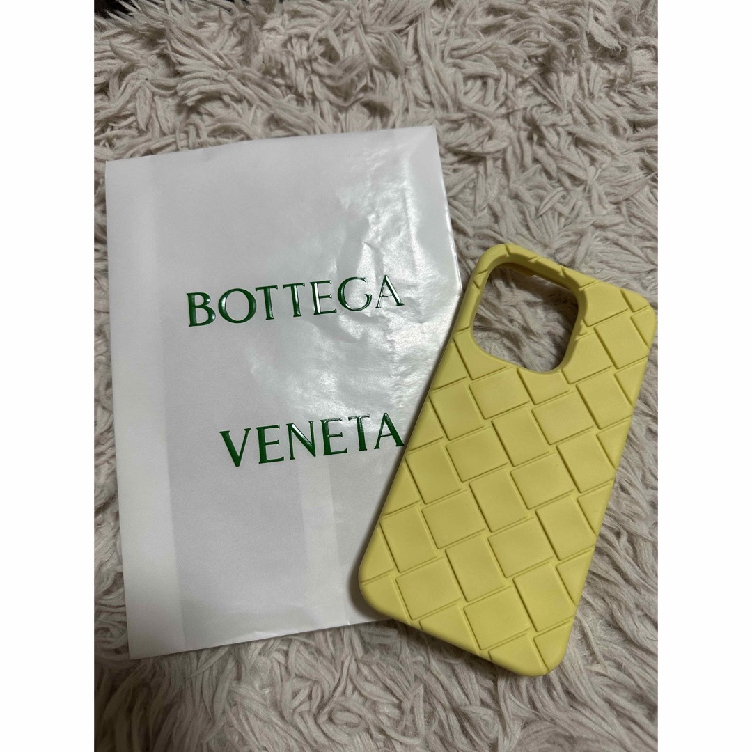 Bottega Veneta(ボッテガヴェネタ)のBOTTEGA VENETA iPhone14proケース スマホ/家電/カメラのスマホアクセサリー(iPhoneケース)の商品写真