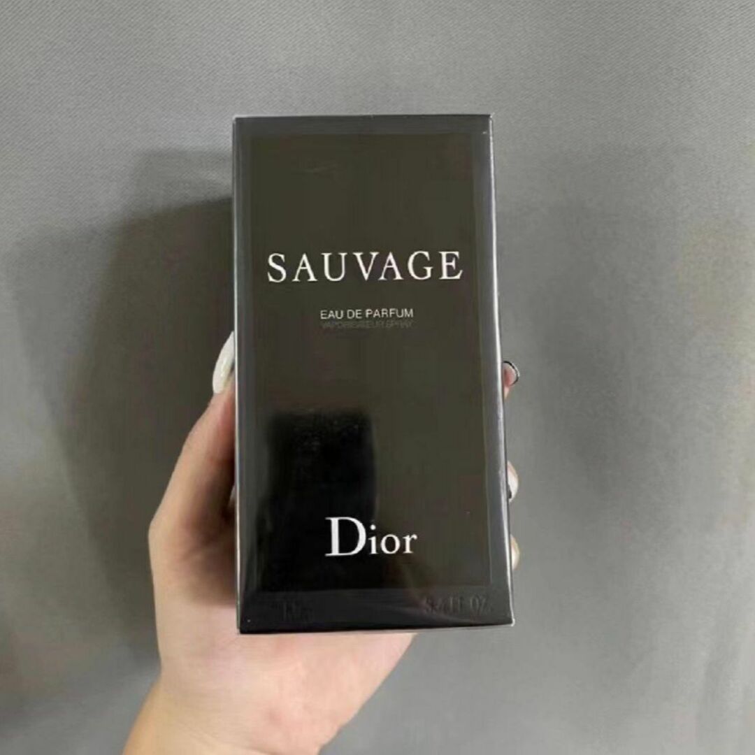 Dior - 新品未開封 クリスチャンディオール ソヴァージュ EDP スプレー ...