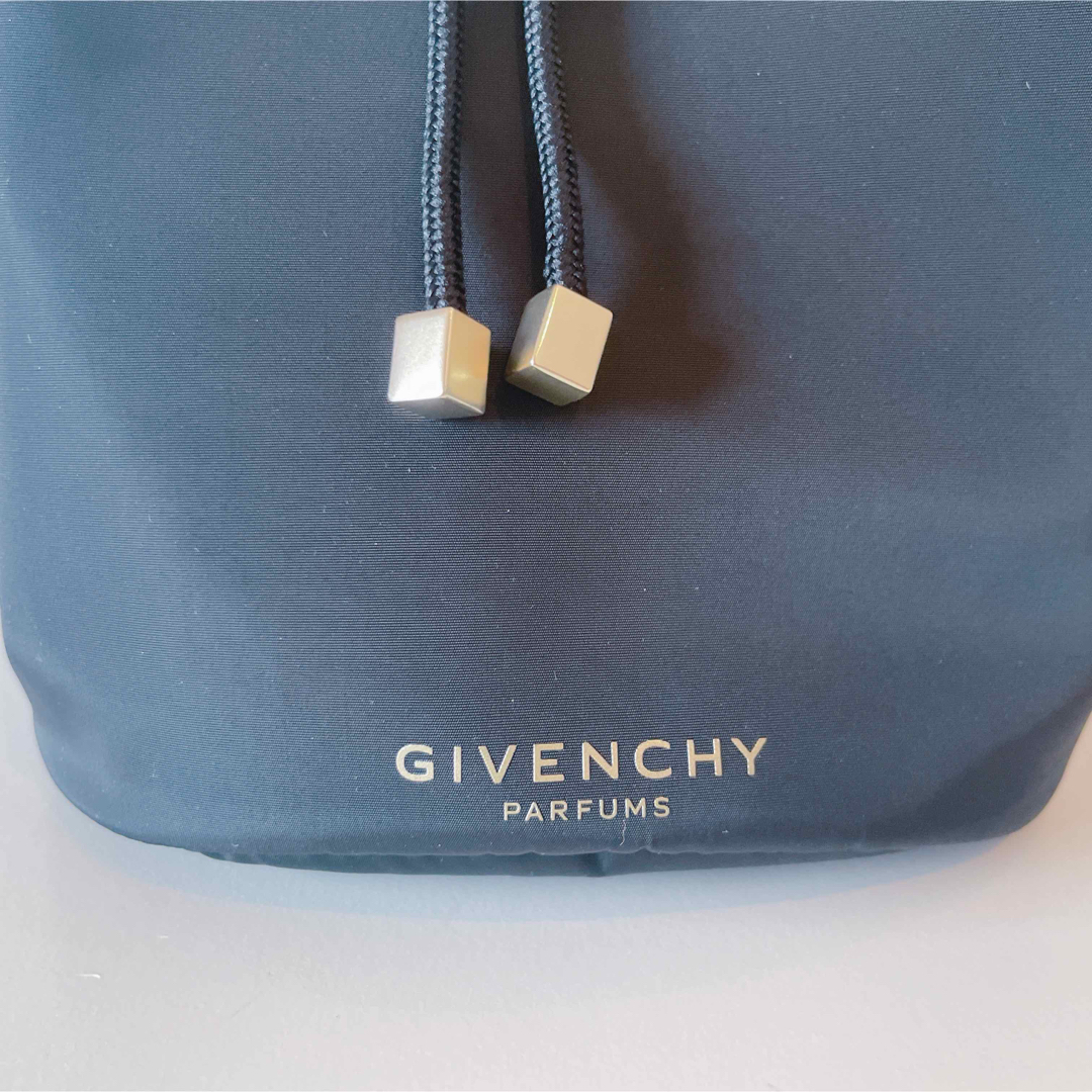 GIVENCHY(ジバンシィ)のGIVENCHY/ポーチ レディースのファッション小物(ポーチ)の商品写真