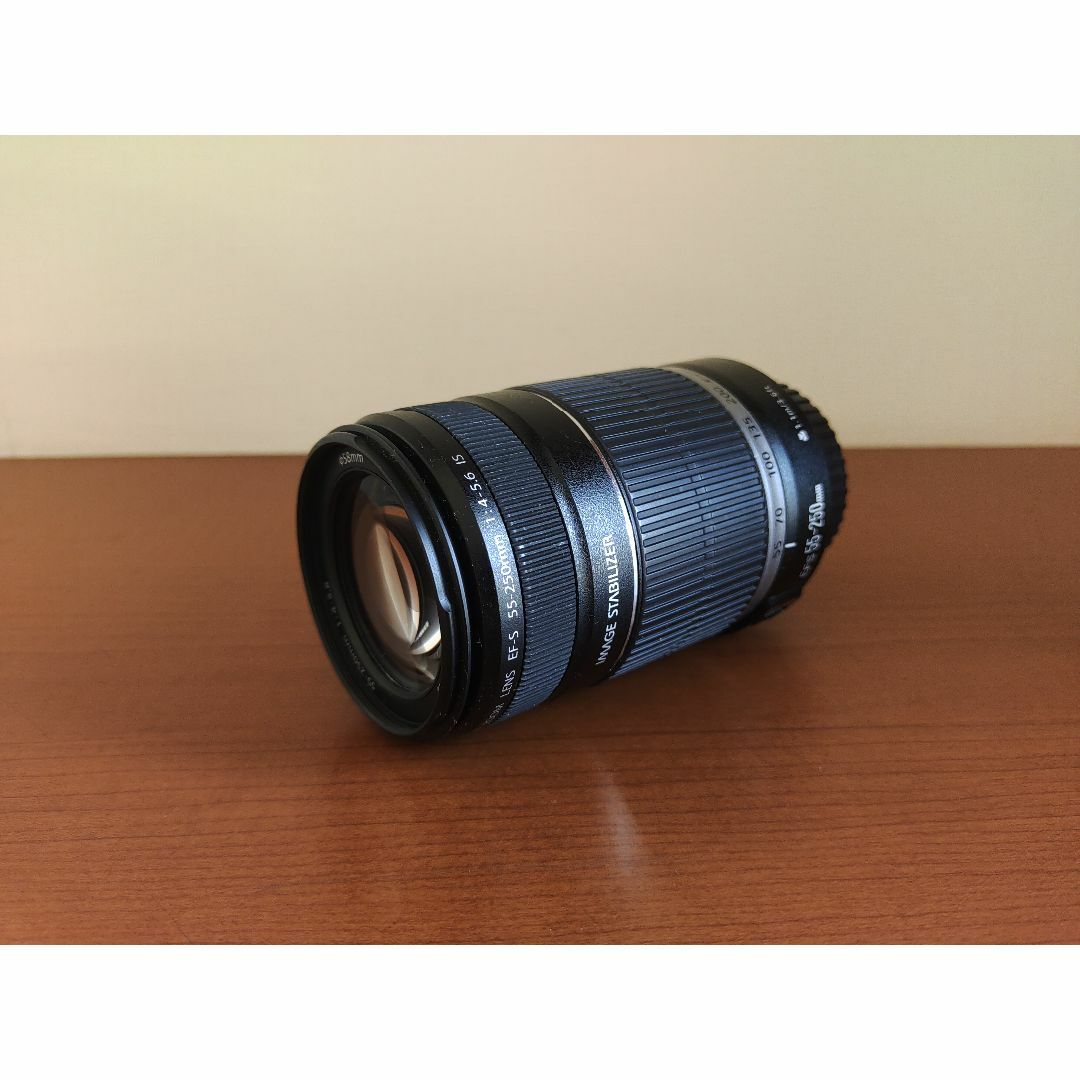 Canon 望遠 レンズ EF-S 55-250mm F4-5.6 ISのサムネイル