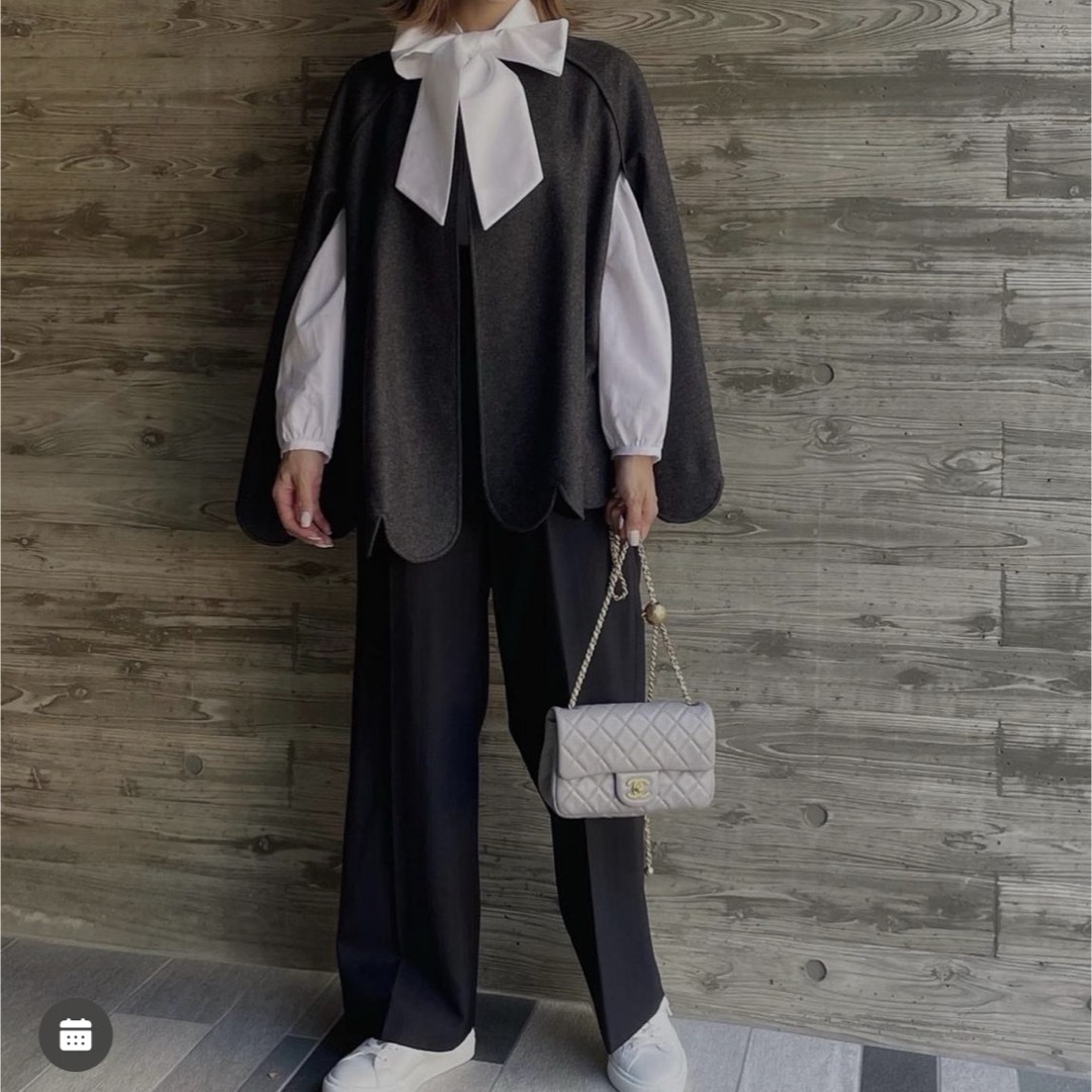 cygne スカラップケープ Sophie グレー シーニュ-